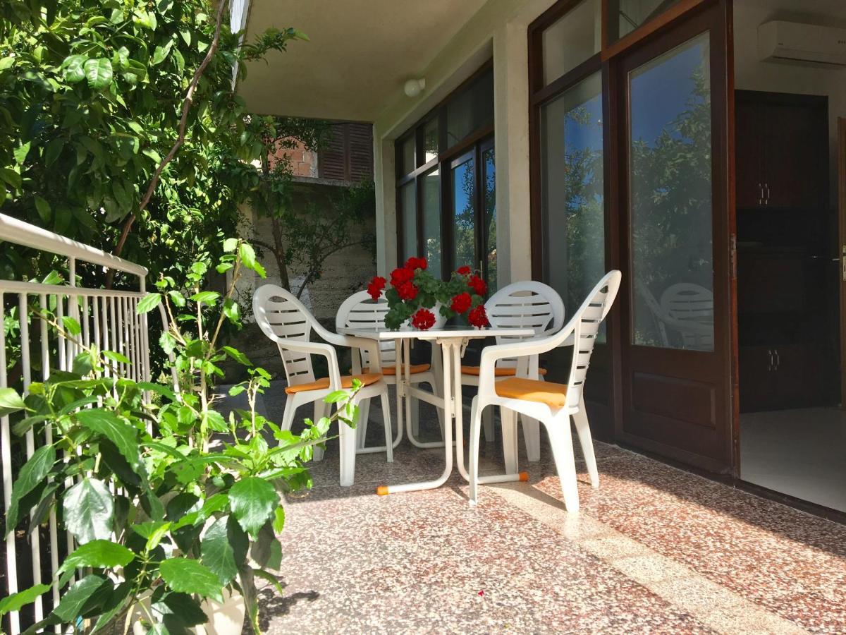 Ferienwohnung Hilda Vela Podgora Exterior foto